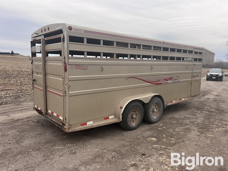 2003-titan-trailer-image-5