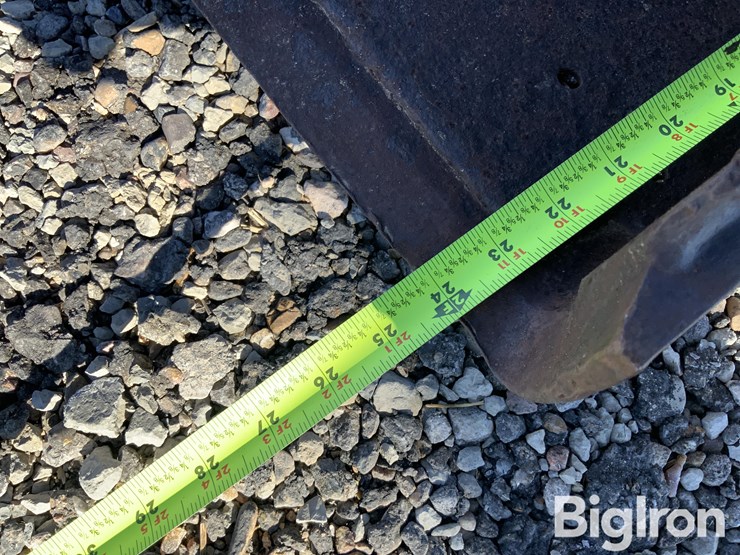 john-deere-25-image-15