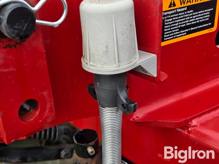 case-ih-2500-image-14