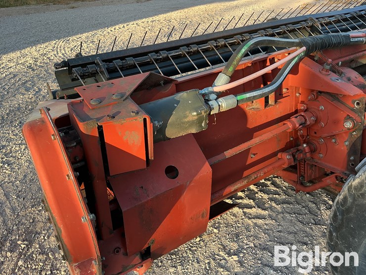 1992-hesston-8400-image-17