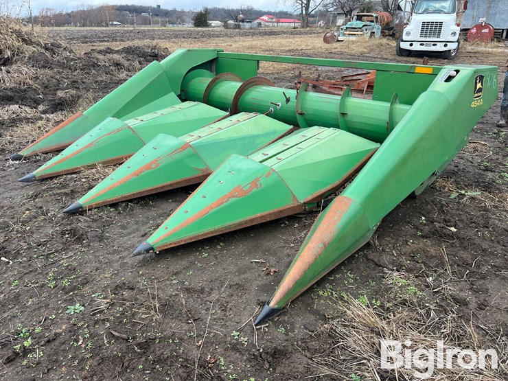 john-deere-454a-image-1