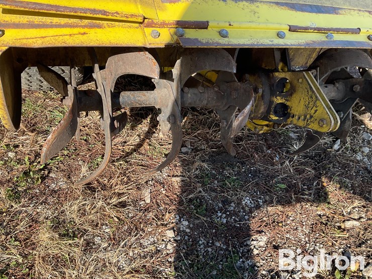 1980-john-deere-317-image-16