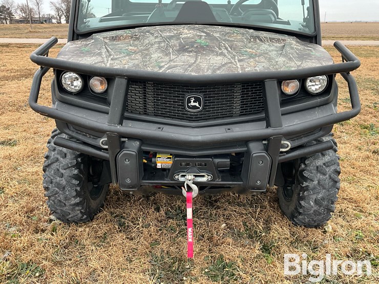 john-deere-gator-image-9