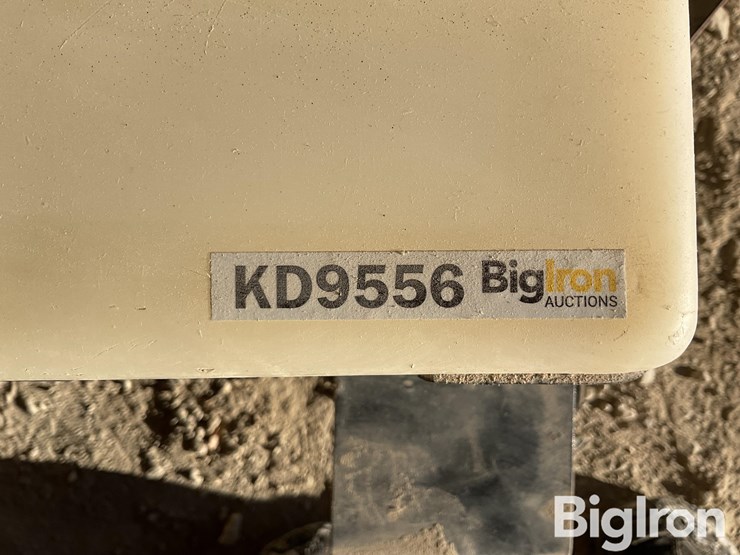 new-holland-996-image-11