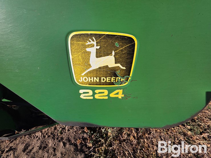 john-deere-224-image-20