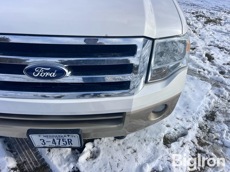 ford-expedition-xlt-image-18