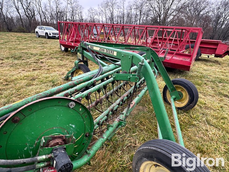 john-deere-662-image-14