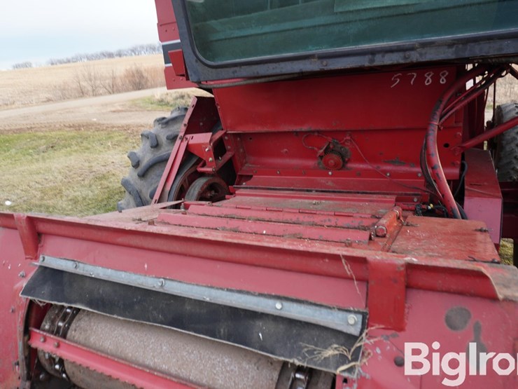 case-ih-1640-image-13