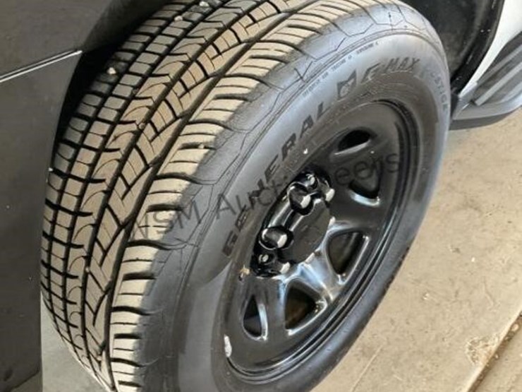 chevrolet-tahoe-image-7