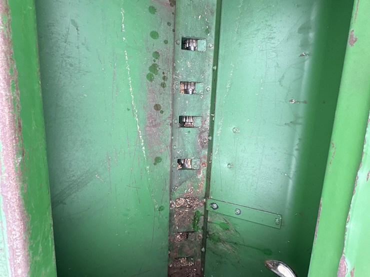 john-deere-750-image-16