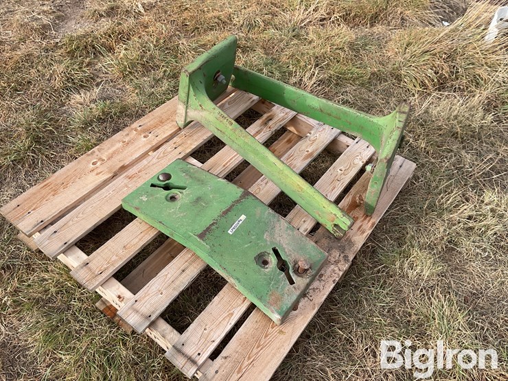 john-deere-10-image-3