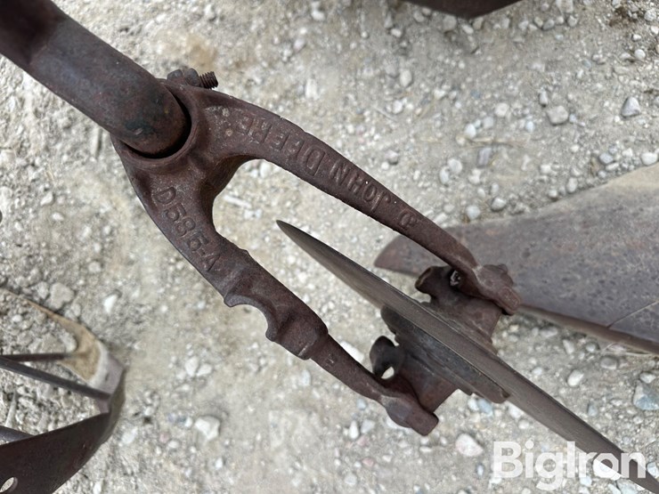 john-deere-2-image-11