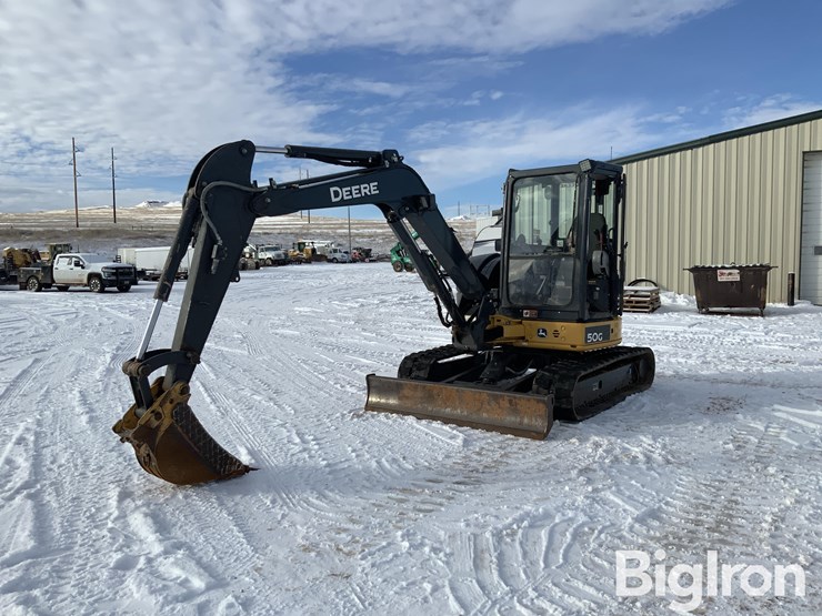 2020-deere-50g-image-1