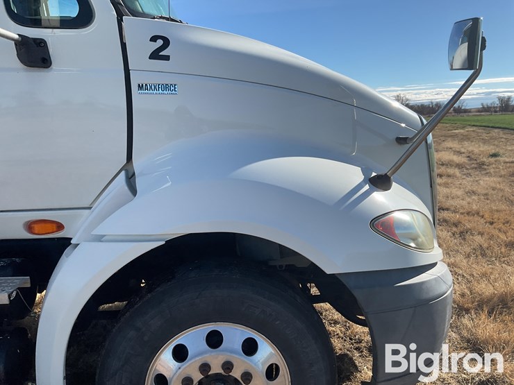 international-prostar-image-16