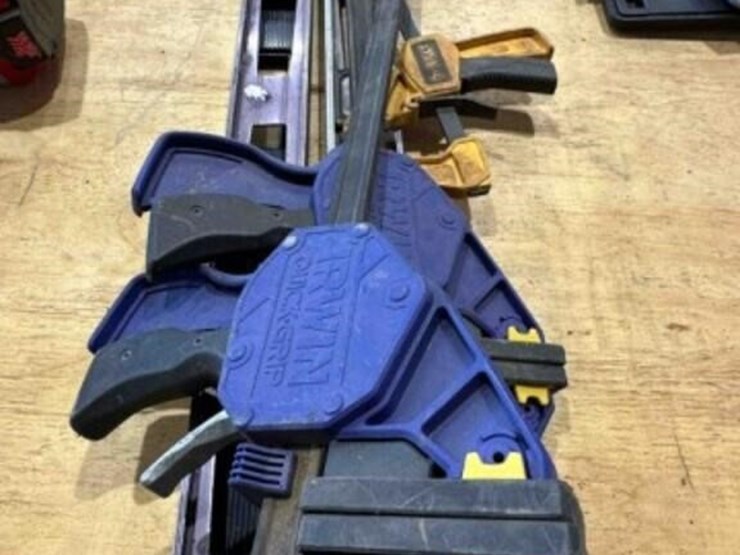 3-levels-&-3-quick-clamps-image-1