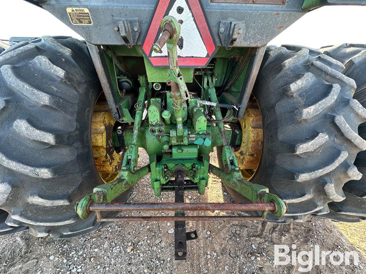 john-deere-4440-image-9