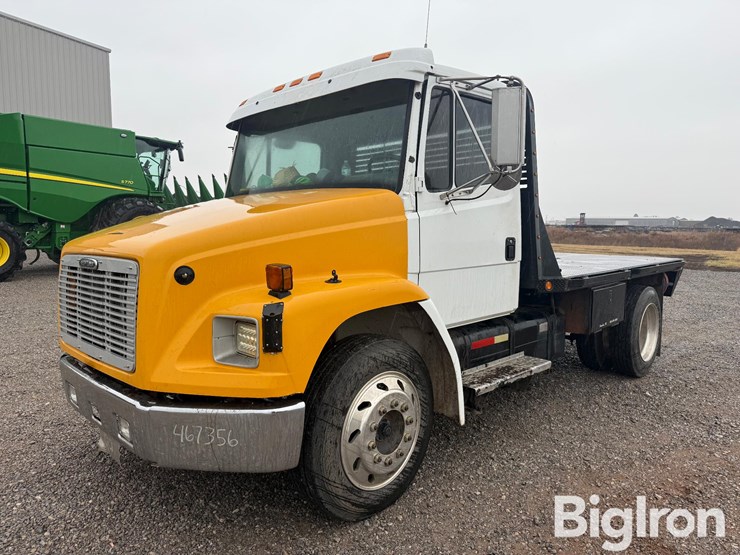 freightliner-fl60-image-1