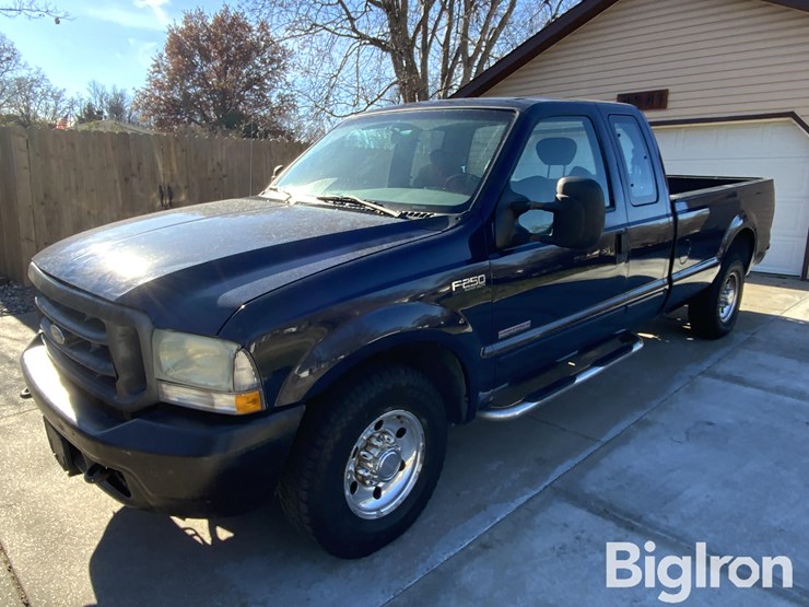 ford-f250-xlt-image-1