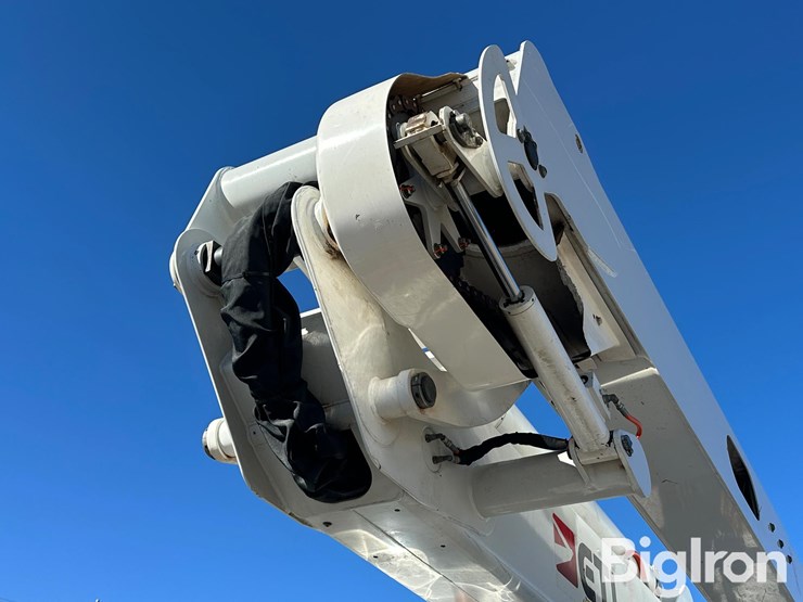 peterbilt-348-image-15