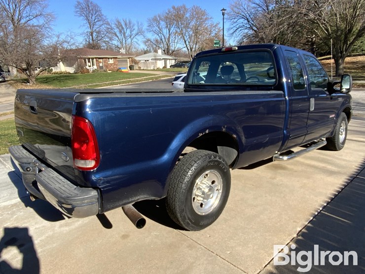 ford-f250-xlt-image-5