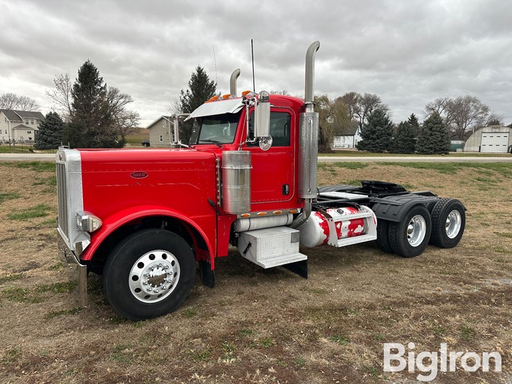 2007-peterbilt-379-image-1