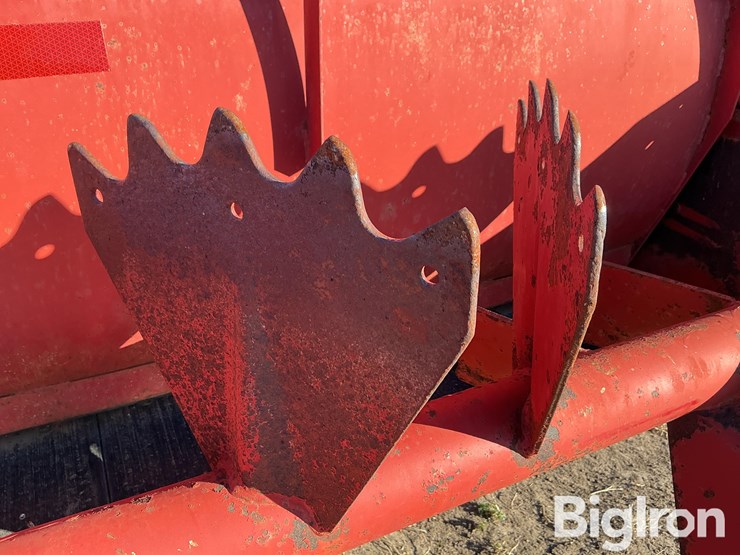 new-holland-155-image-18