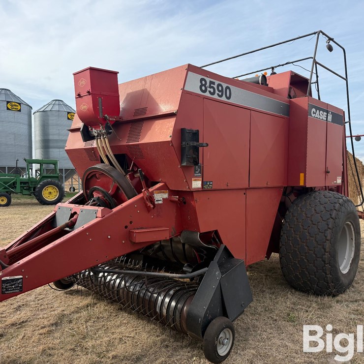 CASE IH 8590