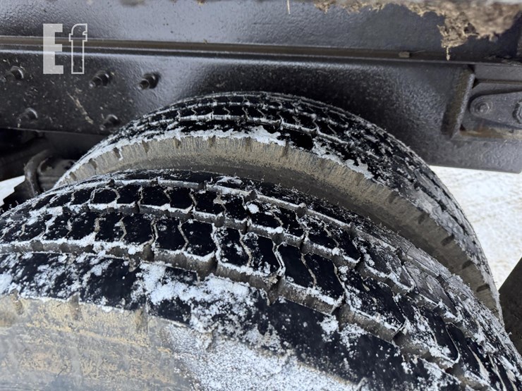 2004-mack-granite-cv713-image-18