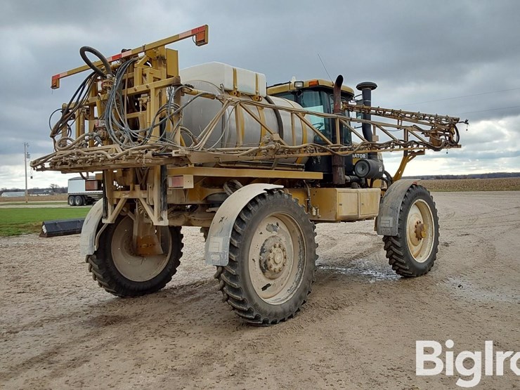 ag-chem-rogator-1254-image-5