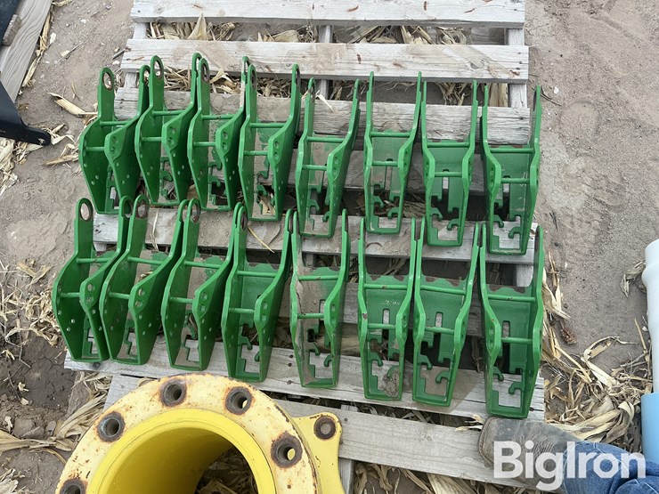 john-deere-16-image-6