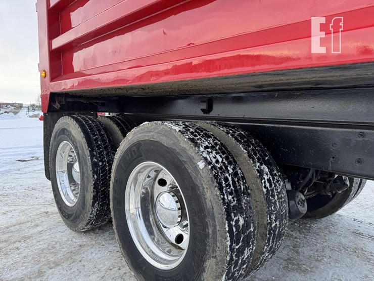 2004-mack-granite-cv713-image-59