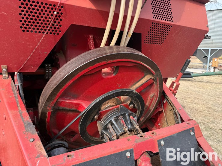 case-ih-8590-image-15