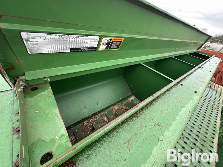 john-deere-750-image-15