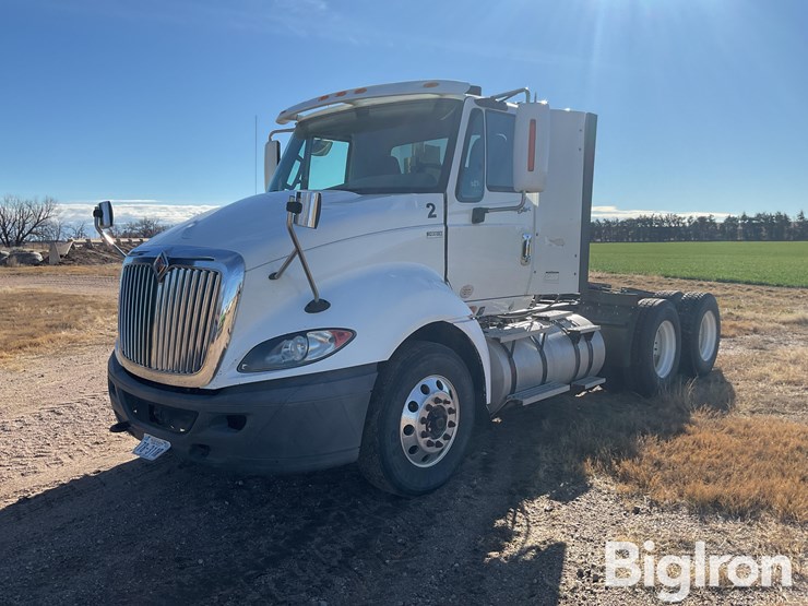 international-prostar-image-1