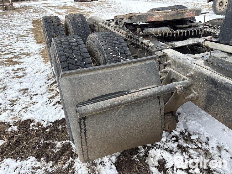 2011-international-prostar-image-20