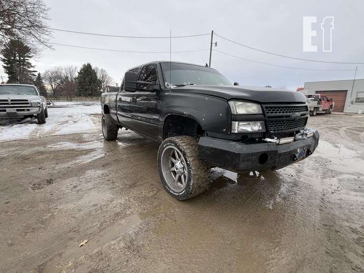 chevrolet-silverado-2500hd-image-4
