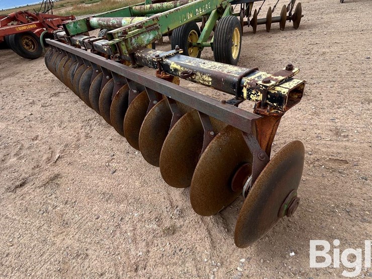 john-deere-t0340-offset-breaking-disk-harrow-image-16