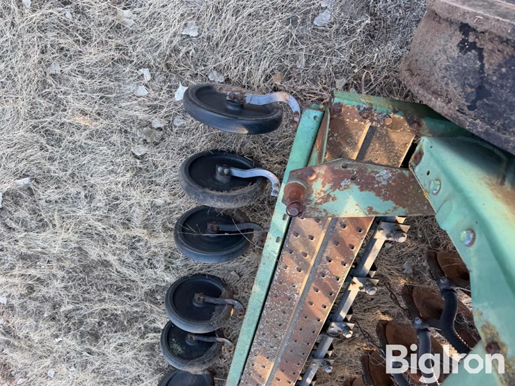 john-deere-8300-image-15