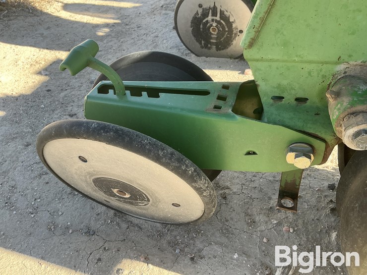 john-deere-7100-image-16