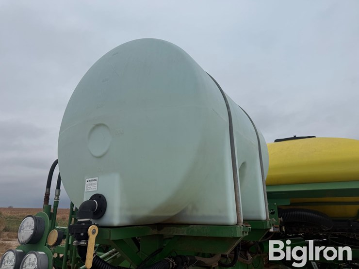 2009-john-deere-1790-ccs-image-15