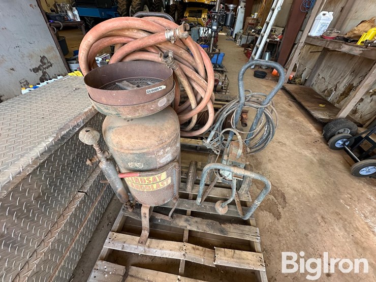 paint-sprayer-&-sand-blaster-image-2