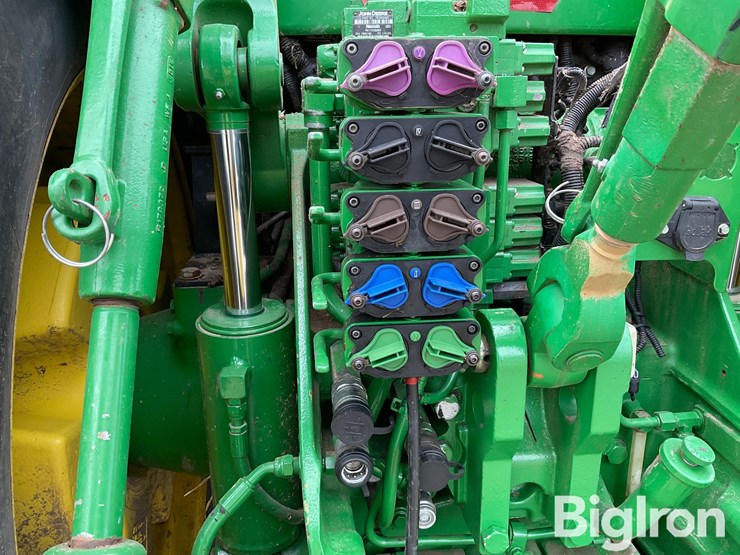 john-deere-8345r-image-16