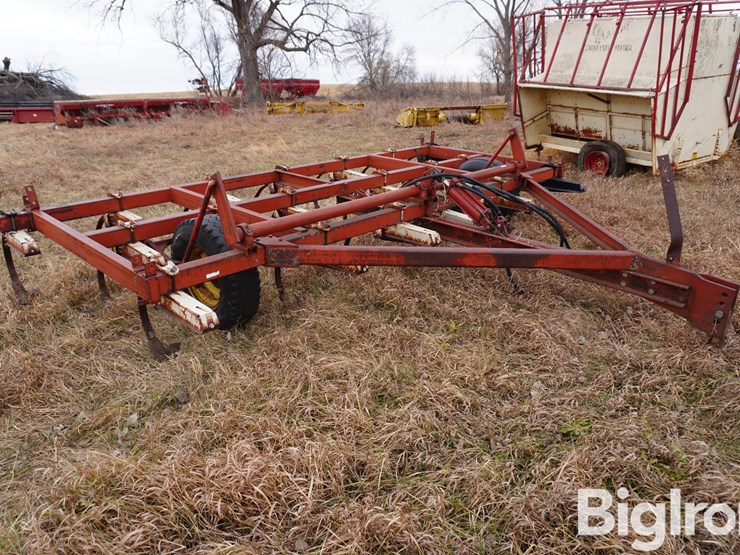 international-15-image-3