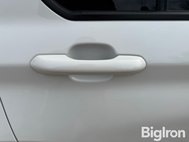 ford-explorer-xlt-image-13