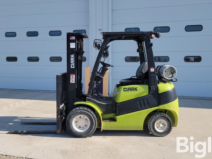 clark-c25l-image-8