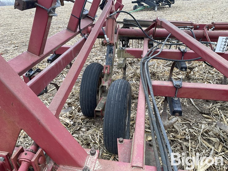 case-ih-4800-image-11