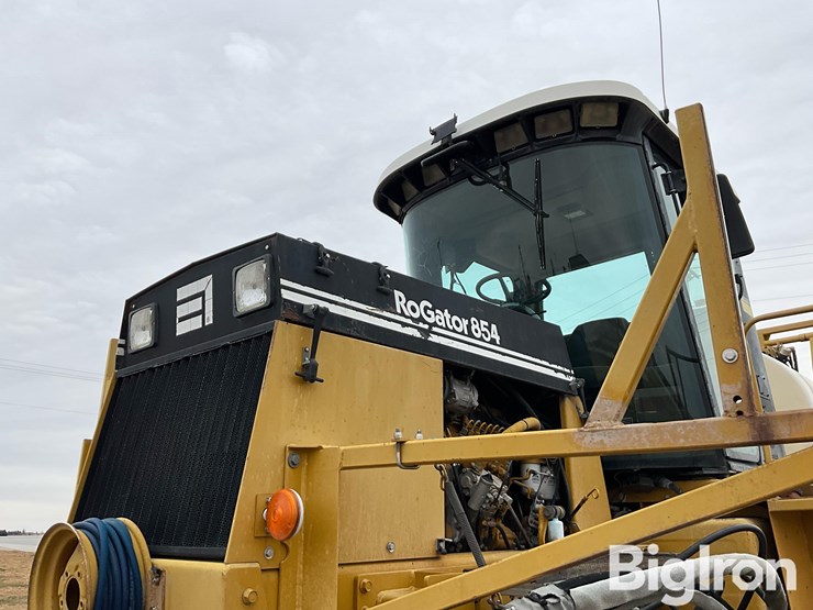 ag-chem-rogator-854-image-10