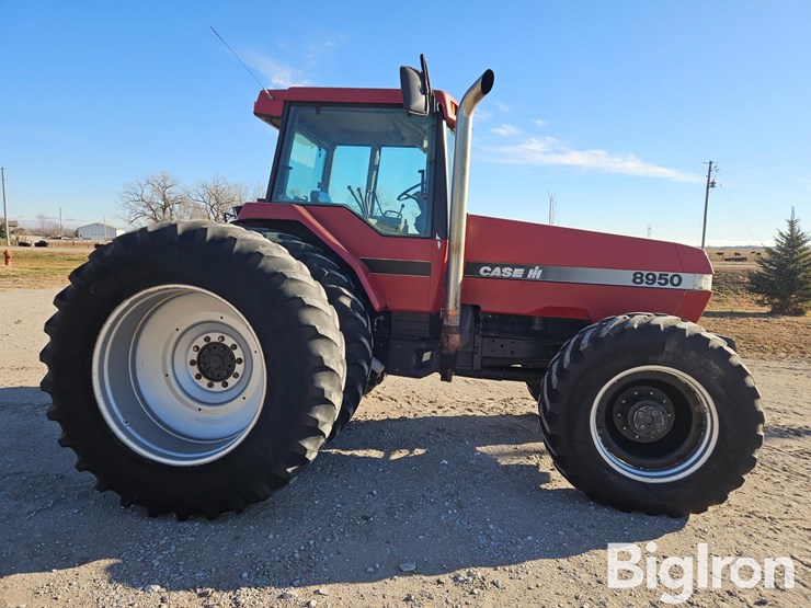 case-ih-8950-image-4