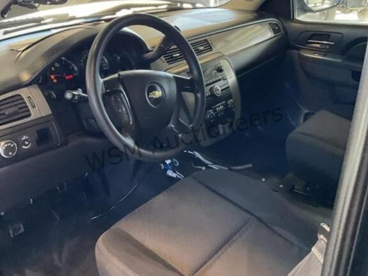 chevrolet-tahoe-image-21