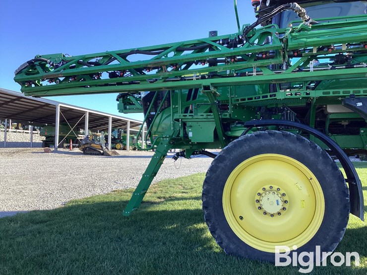 john-deere-r4038-image-16